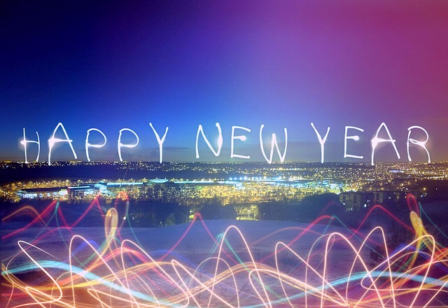 nieuwjaarstradities, gebruiken, nieuwjaarsrituelen, oud en nieuw, nieuw jaar, oudjaarsdag, nieuw jaar,