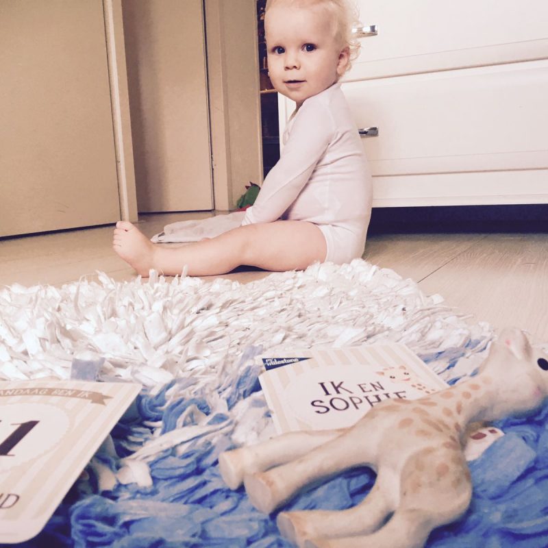 Milestone kaarten met all-time favoriet Sophie de Giraf