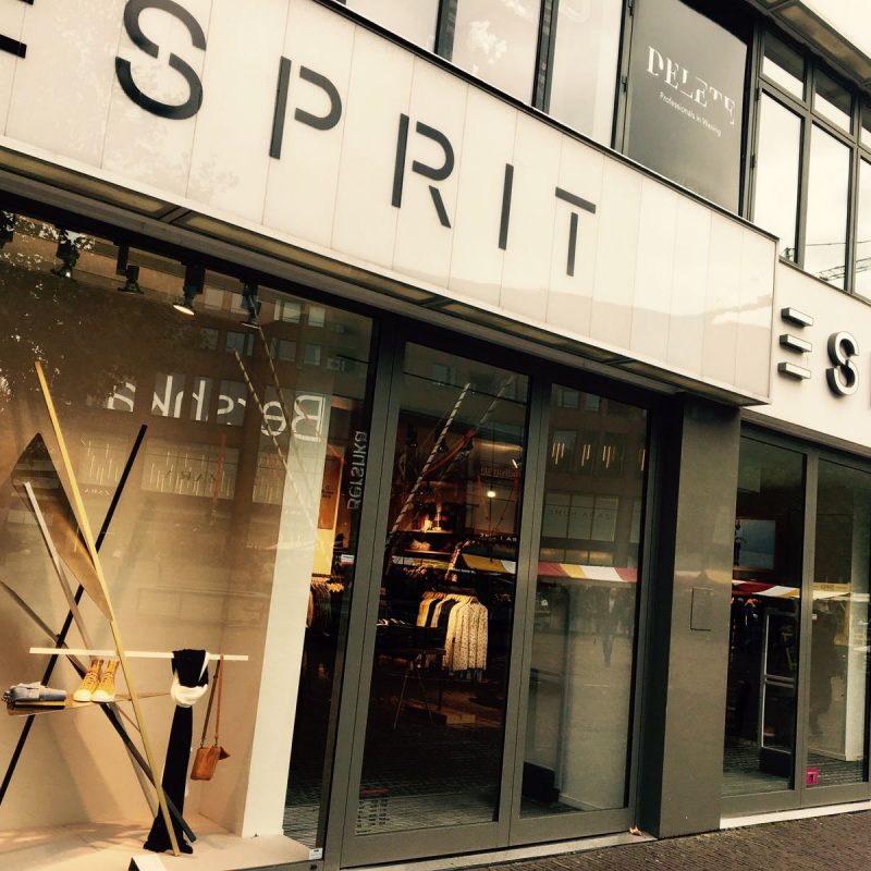 Positiekleding van Esprit om je hoogzwangere “laatste loodjes” stylish door te komen