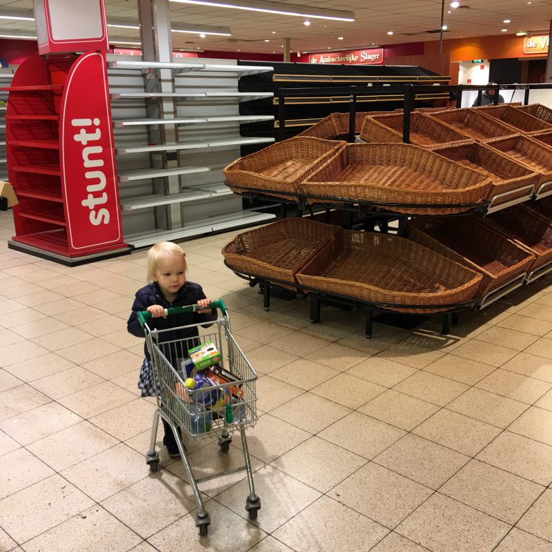 Waar shoppen jullie je favoriete kinderkleding voor een jarig kindje?