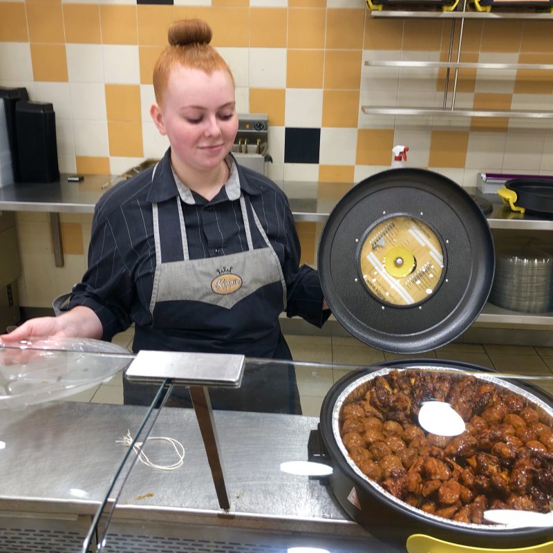 De Kippiepan is een uitkomst voor feesten & partijen en zorgt voor een stressvrije papa