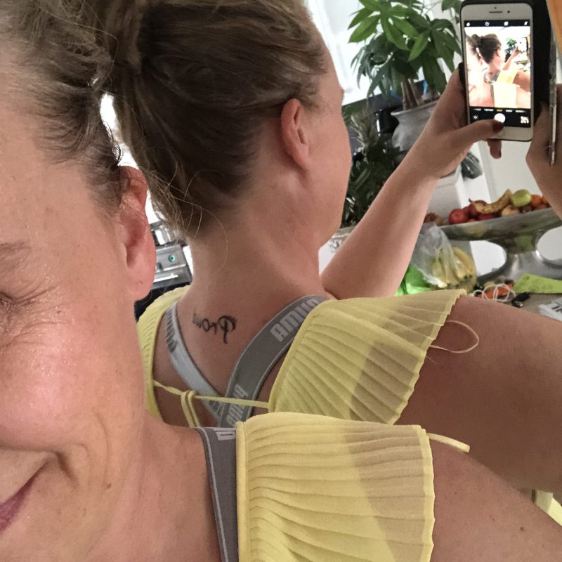 Tatoeage zetten voor mijn kind met geboortedatum, naam… de keuze is reuze