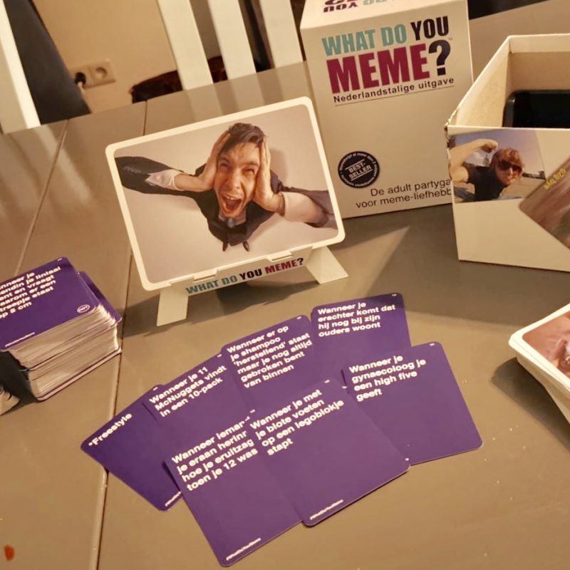 We testen een spel vol humor: ‘What Do You Meme!’