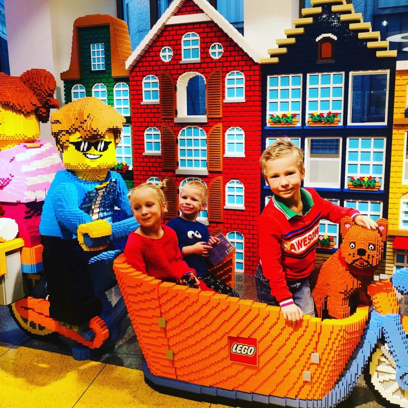 Opening eerste LEGO flagship store van Nederland