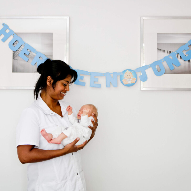 Op Internationale kraamtranen dag staan we stil bij de babyblues