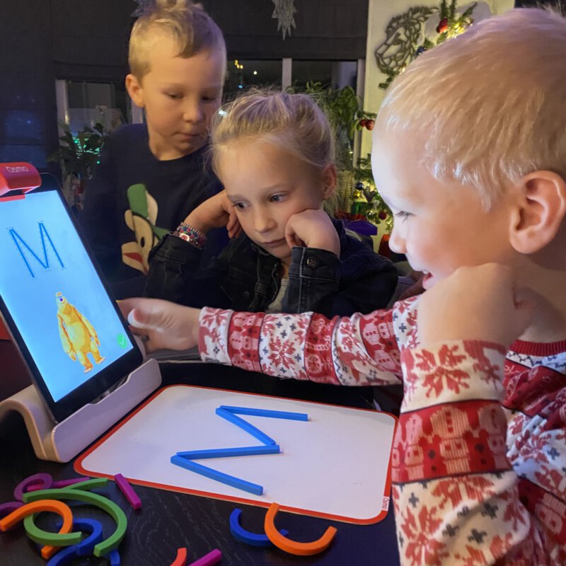 Met Osmo niet OP de Ipad maar MÉT de Ipad! Digitaal en fysiek leren op een speelse wijze!