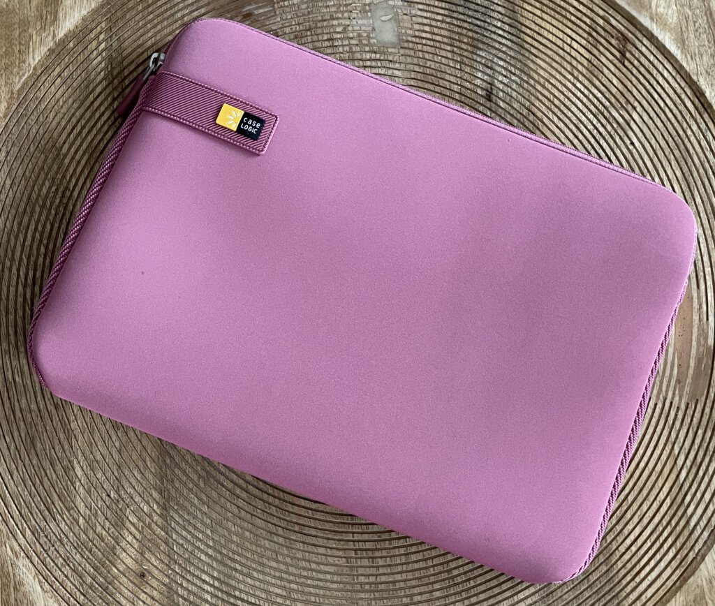 Een goede stevige laptop hoes van Case Logic