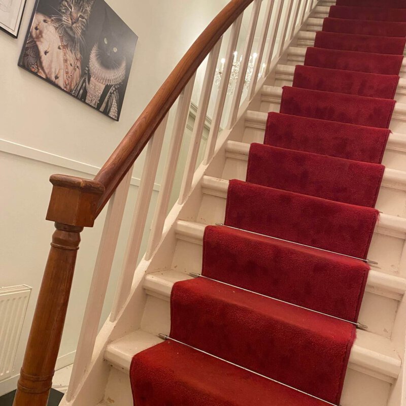Een traprenovatie voor onze monumentale trap met nieuwe trapbekleding