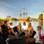 Een uitstapje op het water: Vijf voordelen van een boottocht door Amsterdam