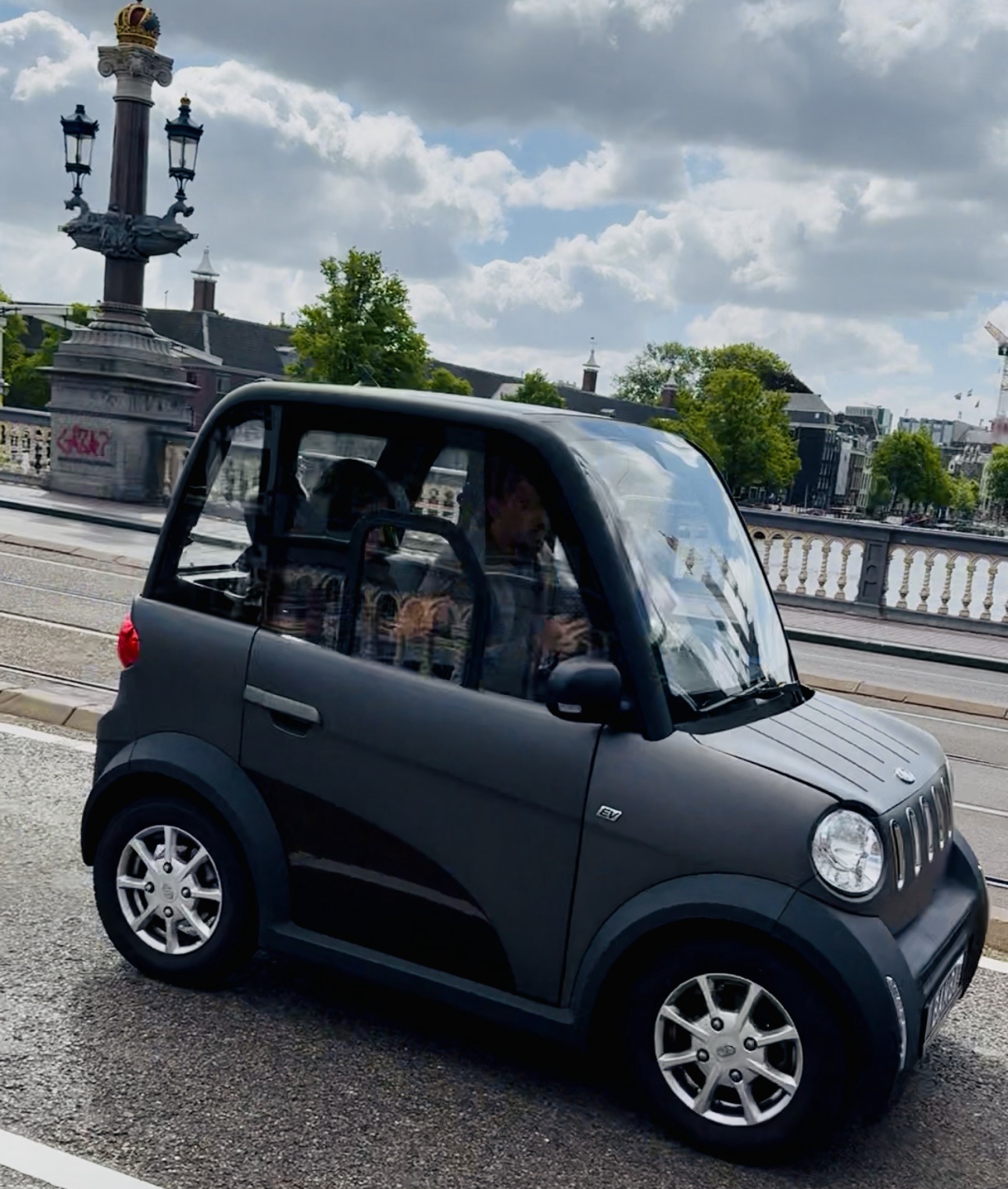 amsterdam, mini cars, hip, amsterdam zuid , citycar, gadget