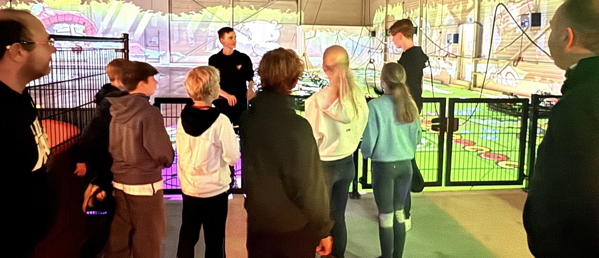 BattleKart Apeldoorn, racen, karten, elektrisch karten, teamuitje, kinderfeestje Apeldoorn, VR, videogames, bedrijfsuitje, teamuitje