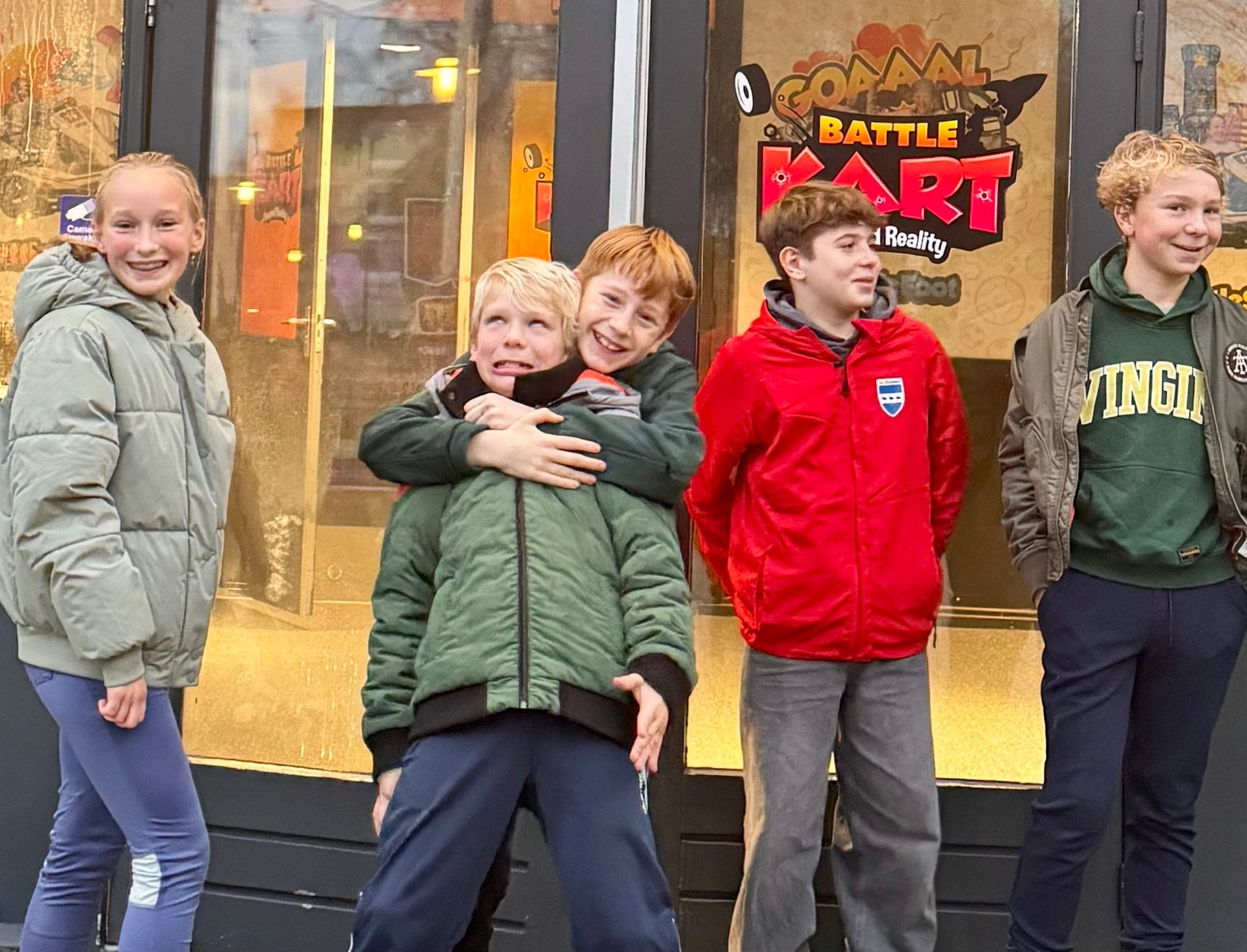 BattleKart Apeldoorn, racen, karten, gamen, elektrisch karten, teamuitje, kinderfeestje Apeldoorn, VR, videogames, bedrijfsuitje, teamuitje