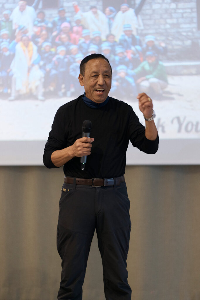 Apa sherpa, thule chasm, limited edition