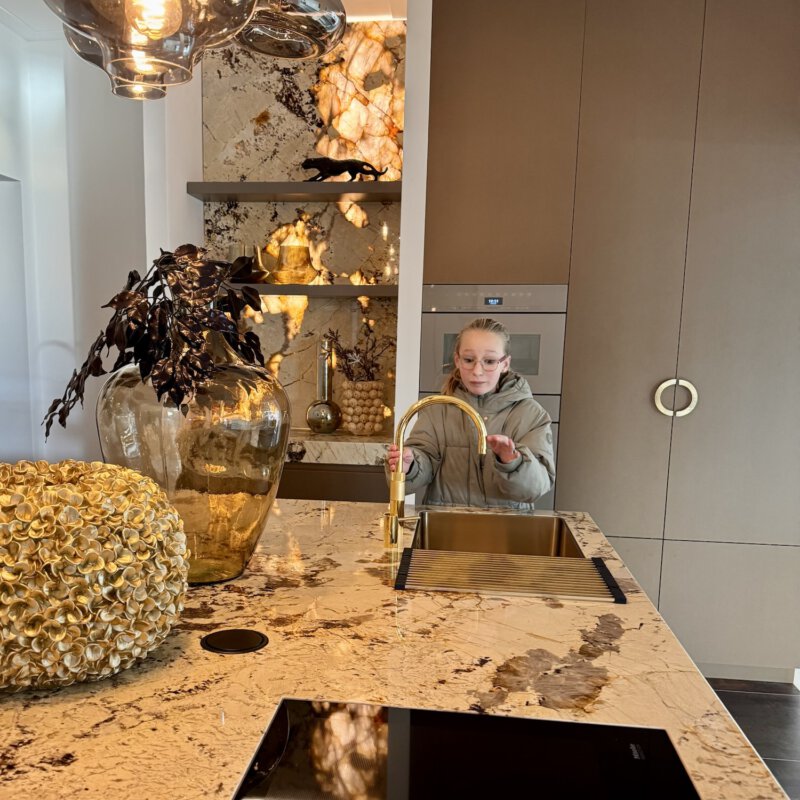 Waarom houten keukens tijdloos blijven, ook als trends veranderen&nbsp;