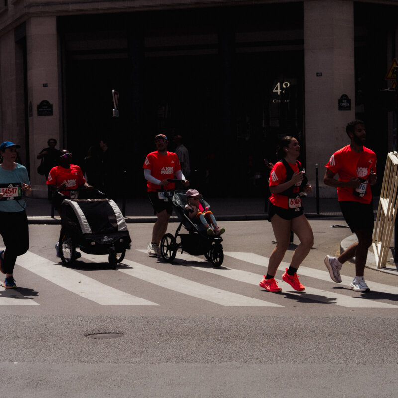 10 kilometer dwars door Parijs, van selfie runners tot stijve kuiten – Schrijfopdracht National Geographic Masterclasses reisjournalistiek